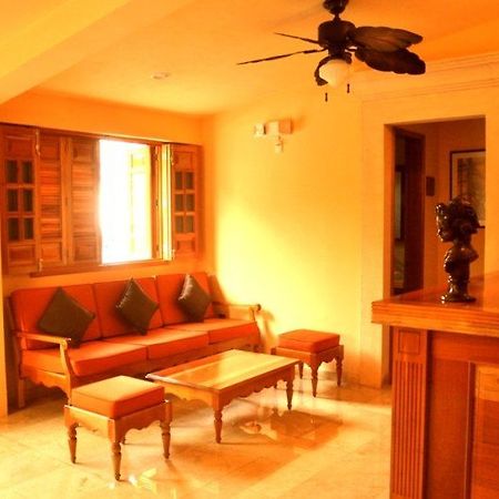 Mallorca Hotel & Suites Канкун Екстер'єр фото
