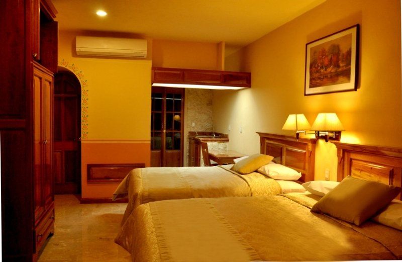 Mallorca Hotel & Suites Канкун Екстер'єр фото